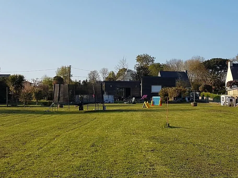 Le Paradis Des Enfants Et Sa Maison En Bois Combrit