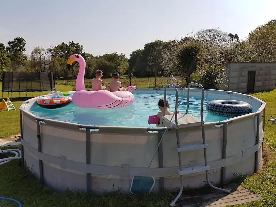 Holiday home Le Paradis Des Enfants Et Sa Maison En Bois Combrit France