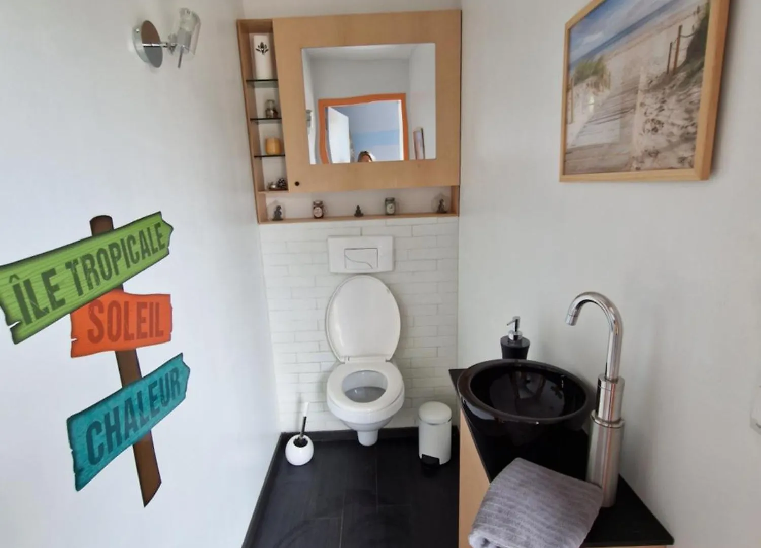 Holiday home Le Paradis Des Enfants Et Sa Maison En Bois Combrit
