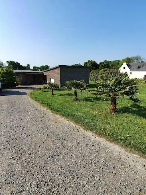 Le Paradis Des Enfants Et Sa Maison En Bois Combrit
